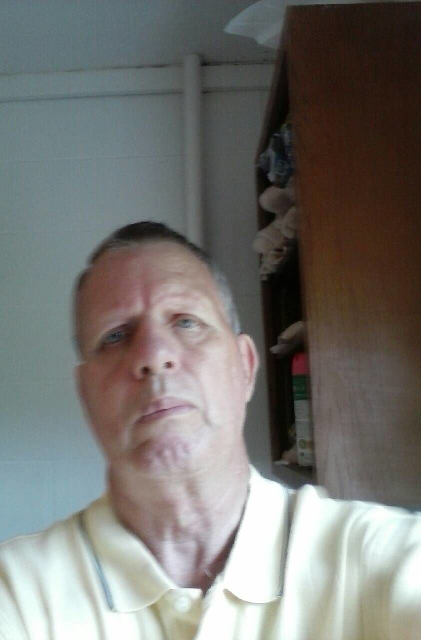 Robert Hefner